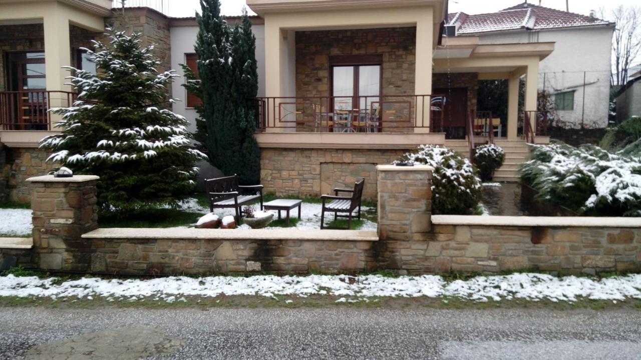 Evenos Villa Káto Loutrákion Buitenkant foto